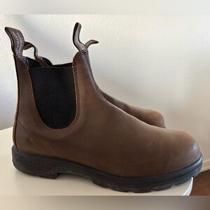 Blundstone Classic Chelsea Boots Men Size US8 Women’s 10